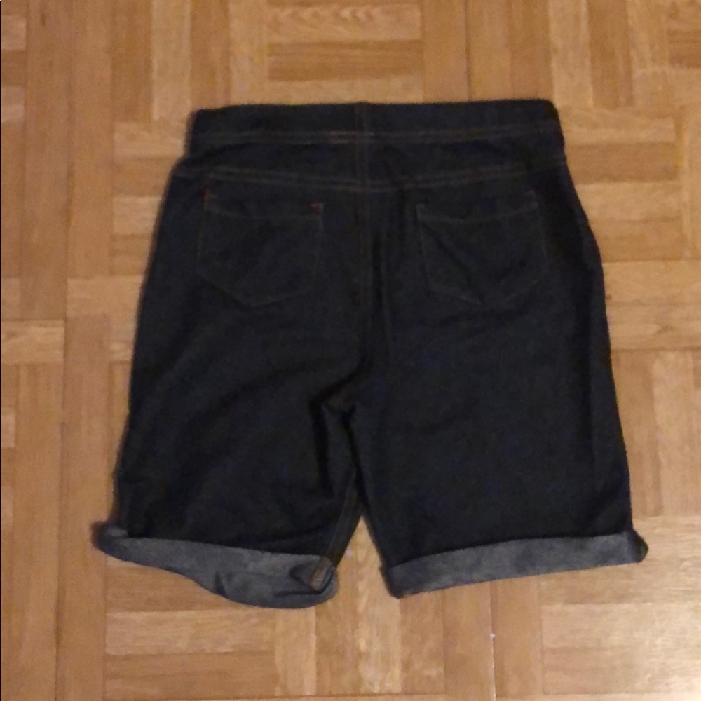 Shorts - Picture 2 of 2